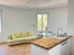 Magnifique appartement familiale 6 personnes 3 chambres et 3 salles de bain en hyper centre avec rue piétonne Parking 20m